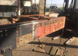 truck-industria-gru-isoli-m-180-6x6-cippatore