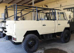 WM90 40E15 montaggio roll bar fianco sx