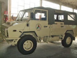 Iveco WM90 ex Protezione Civile mezzo da parata