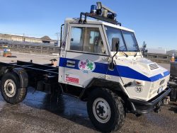 Iveco WM90 35-10 4X4 lavaggio dopo lo smontaggio cassone